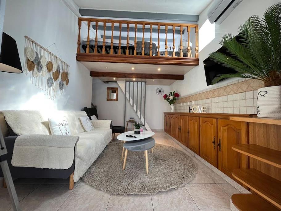 Location De Villa Numero 3 Renovee En Residence เลอบาร์กาแรส ภายนอก รูปภาพ